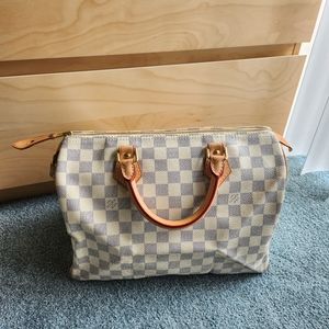 Authentic Louis Vuitton Speedy 30, Original Owner, in 90% new condition